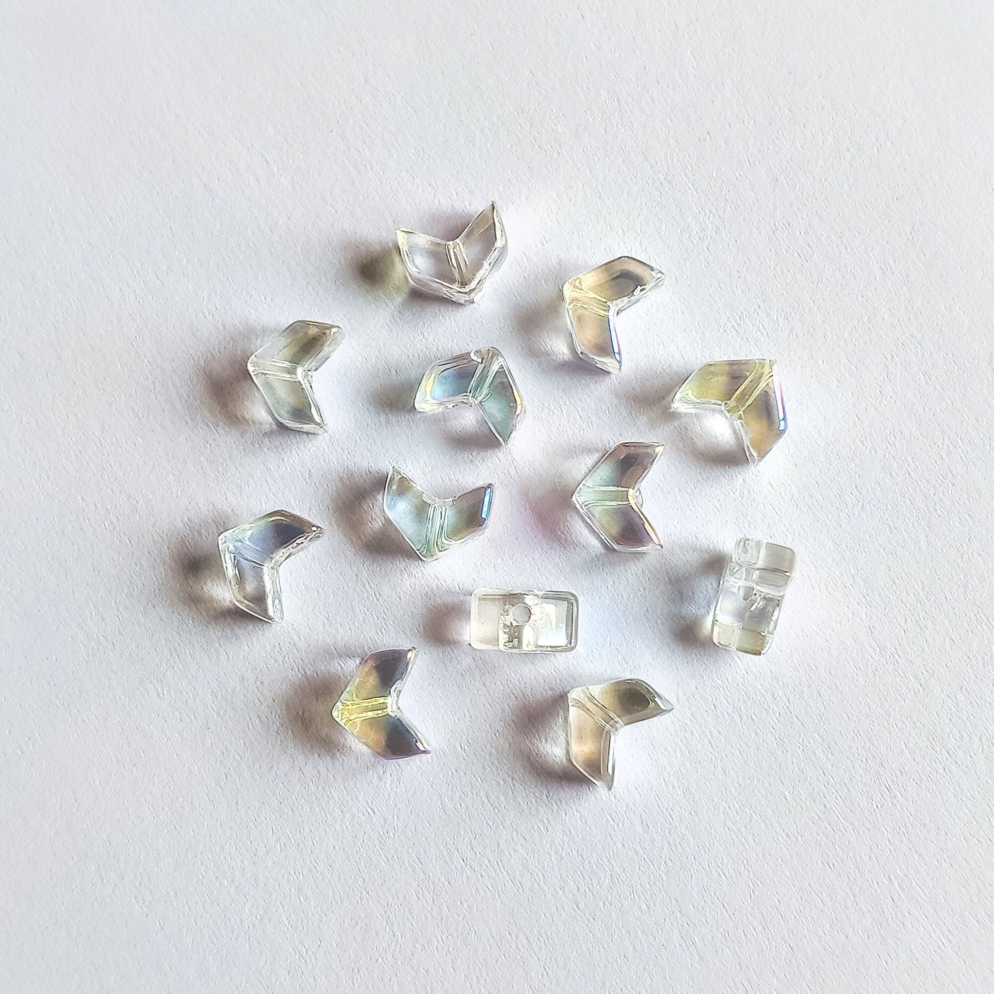 20pcs Crystal Arrows Beads 8mm, Glass Arrows Charm Pendants, Sparkly Transparent Clear AB (TS-132)